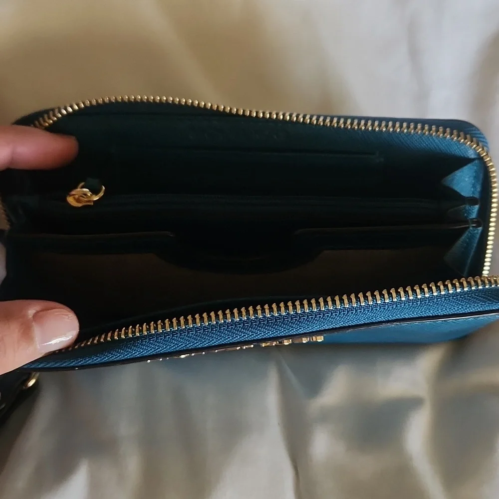 Wallet - Picture 2 of 2